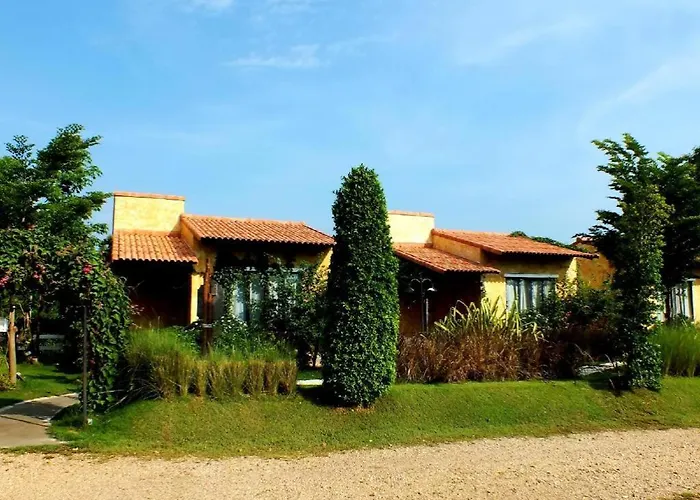 Tuscany Country Resort 3*
