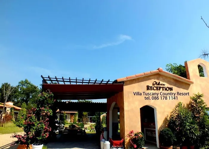 Tuscany Country Resort Suan Phueng
