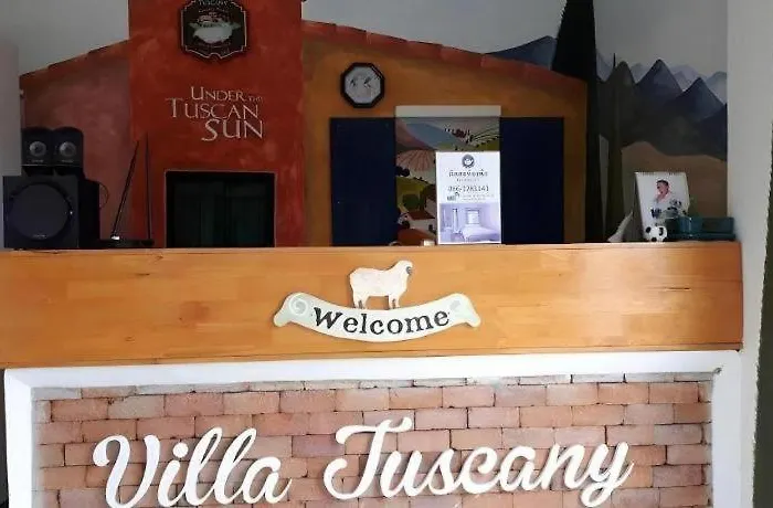 รีสอร์ท Tuscany Country