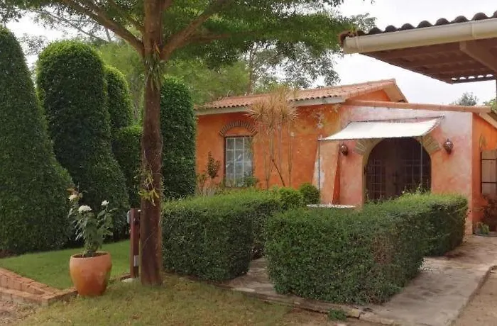 รีสอร์ท Tuscany Country