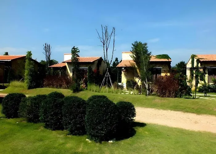 รีสอร์ท Tuscany Country