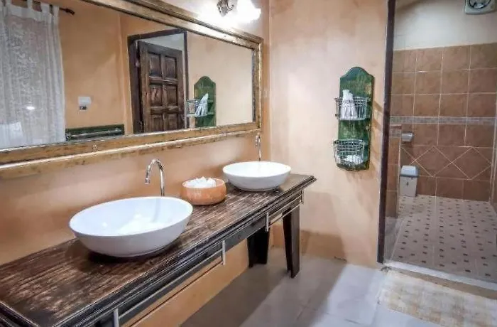 Tuscany Country รีสอร์ท 3*