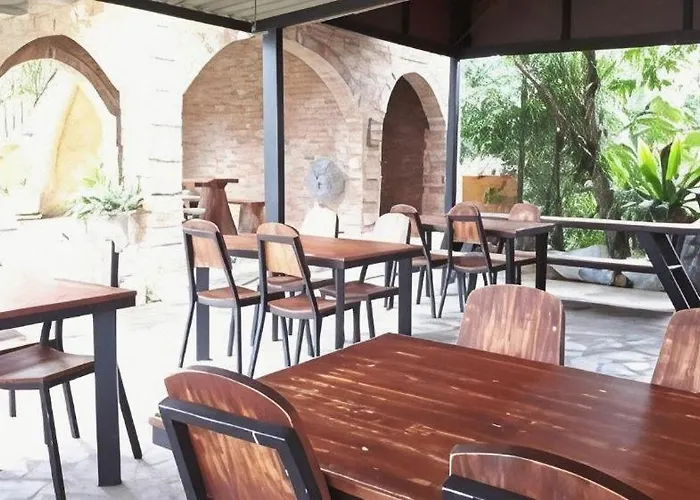 Tuscany Country รีสอร์ท 3*